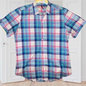 Robert Graham X | Short Sleeve Plaid Button Up
Collared Shirt Size Medium